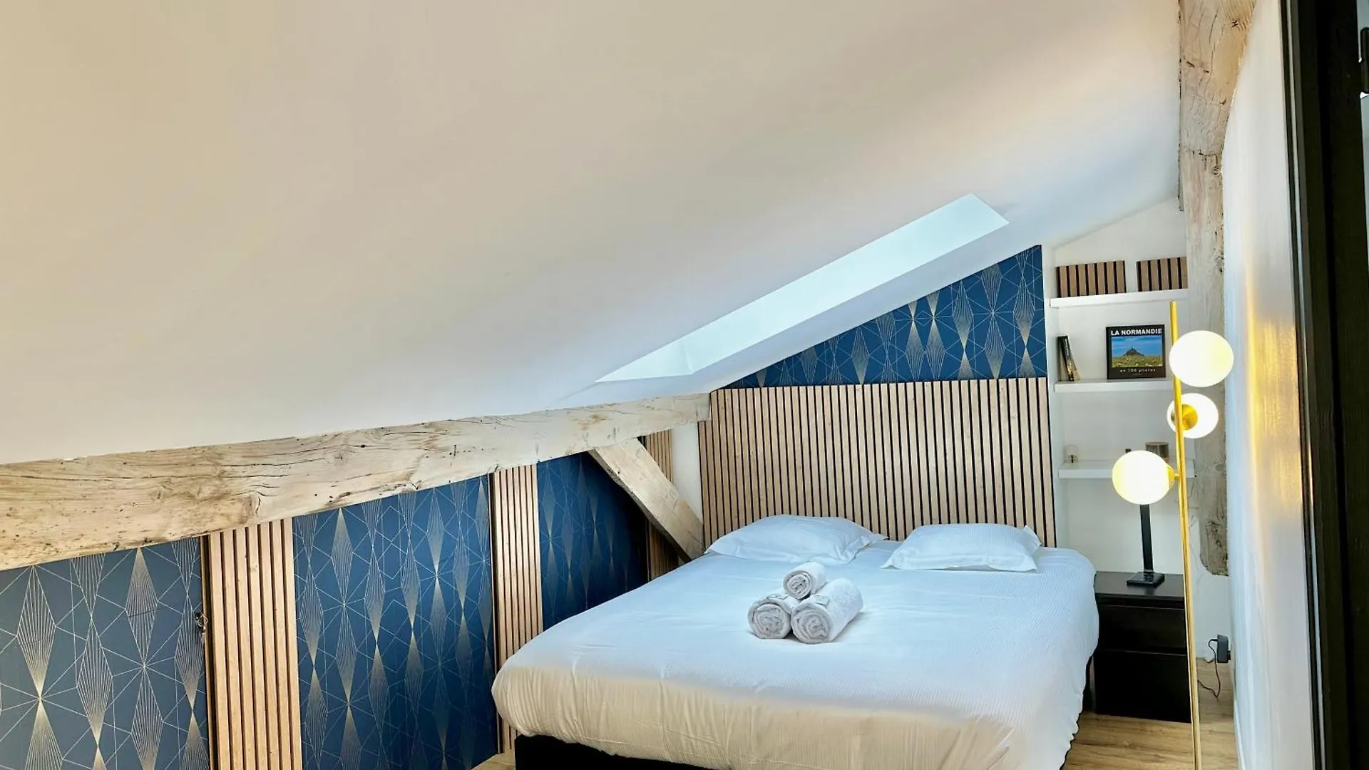 Skyline-Vitton Loft72 Apartment Lyon France